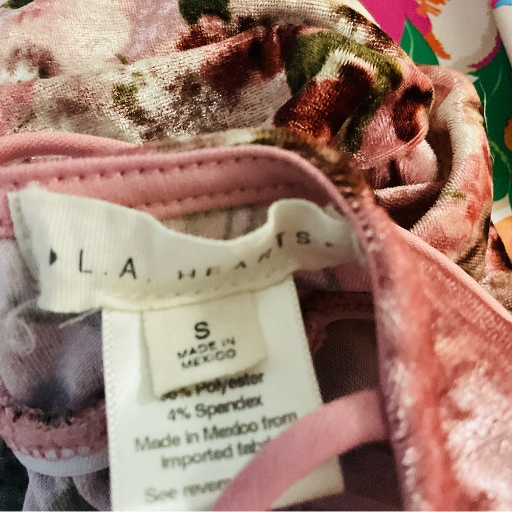 PacSun LA Hearts pink crushed velvet floral print strappy rompe Size Small. - Picture 6 of 11